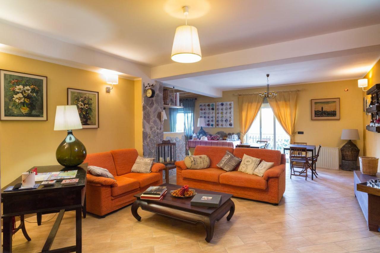 Vulcamare Bed and Breakfast Piedimonte Etneo Buitenkant foto